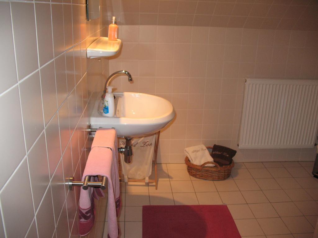 Altijd Zon Bed and Breakfast Oss Δωμάτιο φωτογραφία